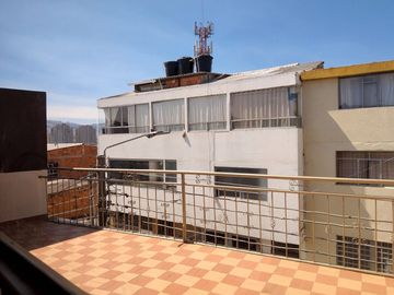 VENDO CASA CERCA A LA FACULTAD DE MEDICINA TUNJA