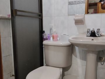 VENDO CASA CERCA A LA FACULTAD DE MEDICINA TUNJA