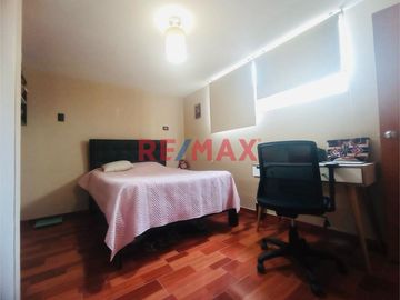 ID: 1129833 Vendo Duplex Mas Estacionamiento 5To Y 6To Piso En Surco