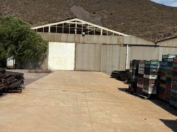VENTA DE TERRENO CON GALPON PARA USO AGRO INDUSTRIAL
