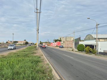 VENTA DE TERRENO EN ESQUINA Y A FILO DE PISTA CARRETERA PIMENTEL