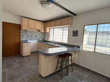 Hermosa Residencia en venta en la colonia Postal de 450m2