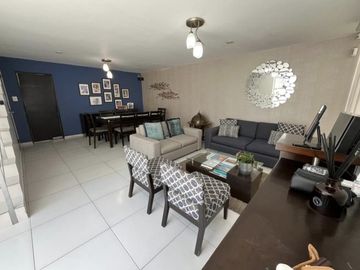 IMPECABLE Y ESPACIOSO DUPLEX INTERNO EN EXCELENTE ZONA DE SAN BORJA.