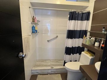 IMPECABLE Y ESPACIOSO DUPLEX INTERNO EN EXCELENTE ZONA DE SAN BORJA.