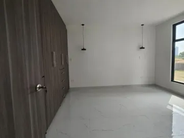 Casa moderna en Kinara residencial, zona con alta plusvalia; Angelopolis