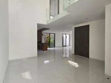 Casa moderna en Kinara residencial, zona con alta plusvalia; Angelopolis