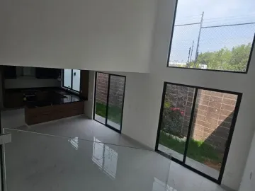 Casa moderna en Kinara residencial, zona con alta plusvalia; Angelopolis
