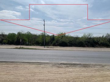 Excelente Estrategico Terreno Industrial / Comercial Venta Carretera a Pesqueria inmediato al Libramiento y a KIA y Ternium 26,100 m2 (84 m FRENTE)