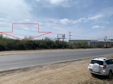 Excelente Estrategico Terreno Industrial / Comercial Venta Carretera a Pesqueria inmediato al Libramiento y a KIA y Ternium 26,100 m2 (84 m FRENTE)