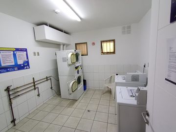 Amplio y Buen Depto 2D 2B, Linda Vista con Estac y Bod, a pasos de Metros en Ñuñoa