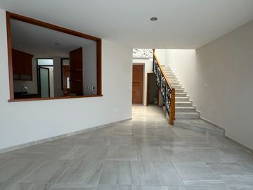 CASA EN VENTA FRACCIONAMIENTO TABACHINES