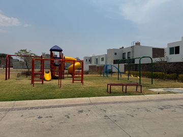 CASA EN VENTA FRACCIONAMIENTO TABACHINES