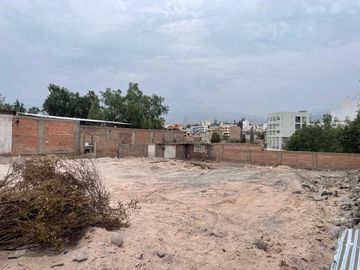 Se Vende Terreno Comercial En Av. Ejercito, Cerro Colorado