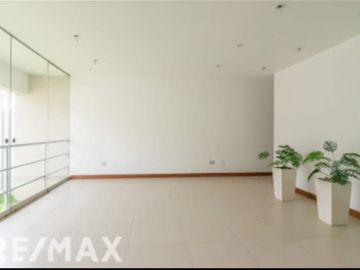 Oportunidad Única: Departamento Moderno De Estreno Con Finos Acabados - La Molina