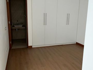 Oportunidad Única: Departamento Moderno De Estreno Con Finos Acabados - La Molina
