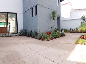 HERMOSA CASA EN VENTA-  FRACC.BELLAVISTA SATELITE (NO NEGOCIABLE)