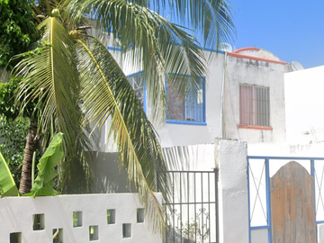 Casa En Venta en Playa del Carmén, REMATE ADJUDICADO DE OPORTUNIDAD.