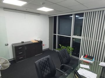 Alquiler de oficina en el centro financiero, San Isidro