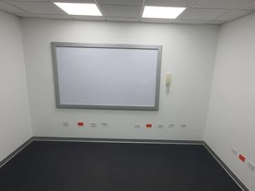 Alquiler de oficina en el centro financiero, San Isidro