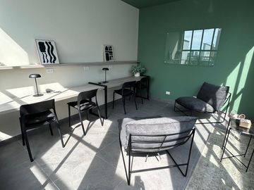 San Isidro: Alquilo Loft con Linea Blanca en Edificio con Areas Comunes