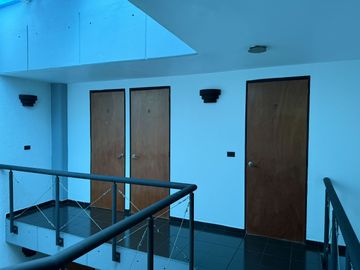 SE RENTA EDIFICIO PARA OFICINAS EN NAUCALPAN CENTRO
