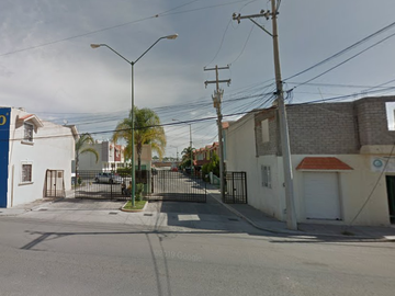 Casa En Remate Bancario En Cto. Panamá, Priv. Panamá, San Francisco Del Rincón, Guanajuato (60% Descuento, Única Oportunidad) SK12