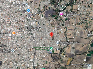 Casa En Remate Bancario En Cto. Panamá, Priv. Panamá, San Francisco Del Rincón, Guanajuato (60% Descuento, Única Oportunidad) SK12