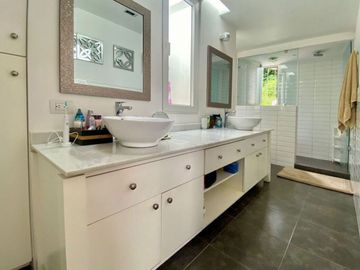 Amplia y moderna Residencia tipo loft, en venta, Naucalpan, Estado de México.