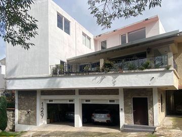 Amplia y moderna Residencia tipo loft, en venta, Naucalpan, Estado de México.