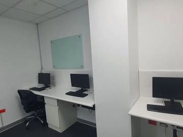 Alquiler de oficina en el centro financiero, San Isidro