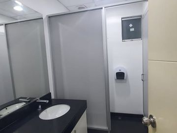 Alquiler de oficina en el centro financiero, San Isidro