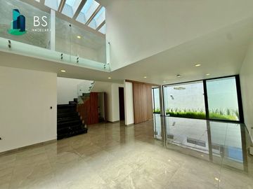 Casa en Venta Lomas de Angelópolis III