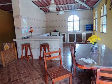 Casa amplia en Col. Piedra Roja, Acapulco