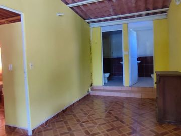 Casa amplia en Col. Piedra Roja, Acapulco