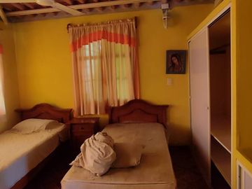 Casa amplia en Col. Piedra Roja, Acapulco