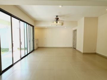 CASA EN VENTA EN EL FRACCIONAMIENTO LAS PALMAS DE MEDELLIN EN BOCA DEL RIO