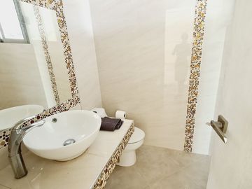 CASA EN VENTA EN EL FRACCIONAMIENTO LAS PALMAS DE MEDELLIN EN BOCA DEL RIO