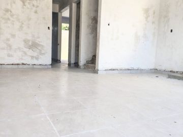 CASA RESIDENCIAL EN KLOSTER DE 14 CASAS CON ALBERCA EN YAUTEPEC.