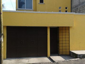 CASA EN VENTA EN XOCHIMILCO CERRILLOS 3A SECCIÓN