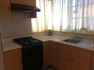 CASA EN VENTA (una planta) DENTRO DE PRIVADA, CERCA DEL COLEGIO PAIDEIA EN CACALOMACAN