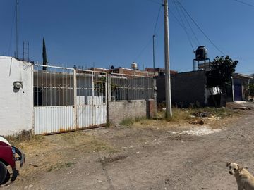 OPRTUNIDA CASA EN VENTA EN EL COMUNAL  PAGO CONTADO