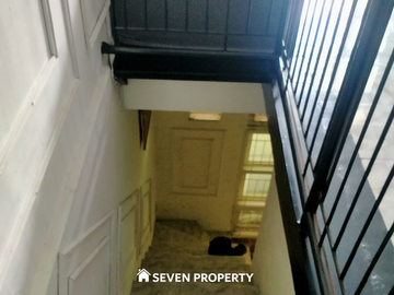 Nice 3-storey house for sale in strategic location in Griya Bukit Jaya, Gunung Putri. P3.062.03.25/NK