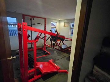 House and lot for sale in Greenwoods