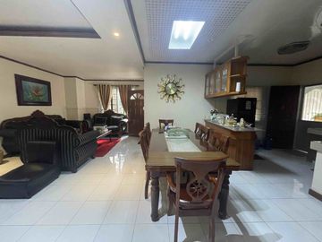 BELOW MARKET VALUE!!! BUNGALOW HOUSE FOR SALE IN VERMONT ROYALE EXECUTIVE VILLAGE
