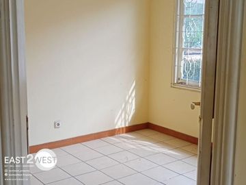 Dijual Rumah Taman Imam Bonjol Lippo Karawaci Kota Tangerang Murah Lingkungan Nyaman Sangat Strategis