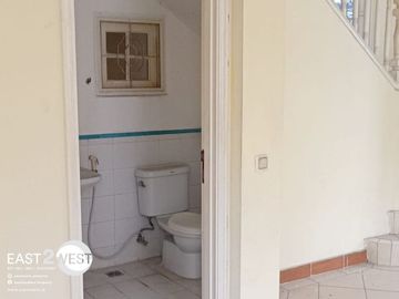 Dijual Rumah Taman Imam Bonjol Lippo Karawaci Kota Tangerang Murah Lingkungan Nyaman Sangat Strategis