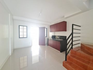 Affordable townhouse house and lot for sale near panorama lilac concepcion dos marikina heights marikina city