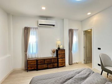 Pool villa for sale at Hang Dong in a hi-end village, decorated in modern luxury style.