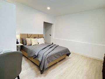 Pool villa for sale at Hang Dong in a hi-end village, decorated in modern luxury style.