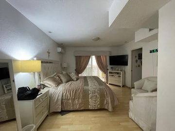 Venta de Casa y Departamento Colonial de la Sierra,  San Pedro Garza, García